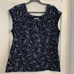 Style & Co. Women’s Dark Blue Sleeveless top. Size XL